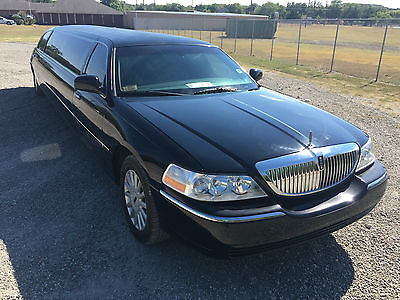 Lincoln : Town Car Executive Coach Builders 2006 lincoln town car executive stretch private limousine one owner