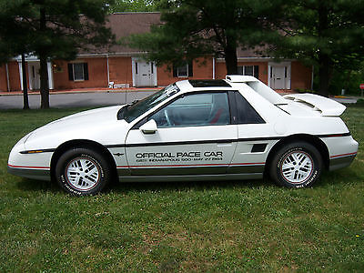 Pontiac : Fiero Indy Fiero 1984 pontiac indy fiero 2.5 l indy 500 pace car replica video attached