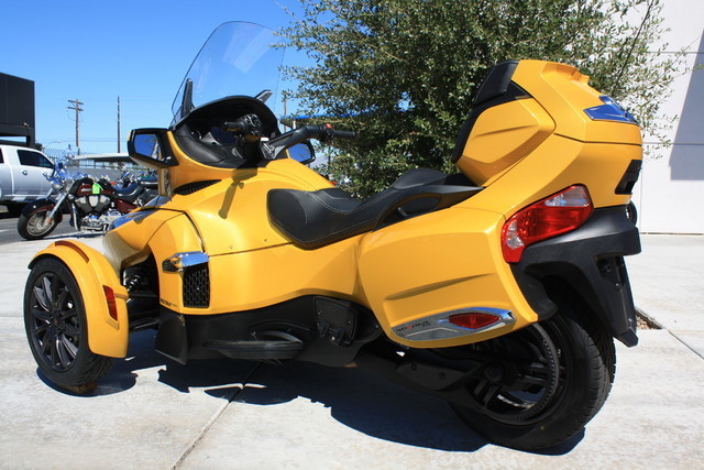 2011 Can-Am Spyder Roadster RT-S