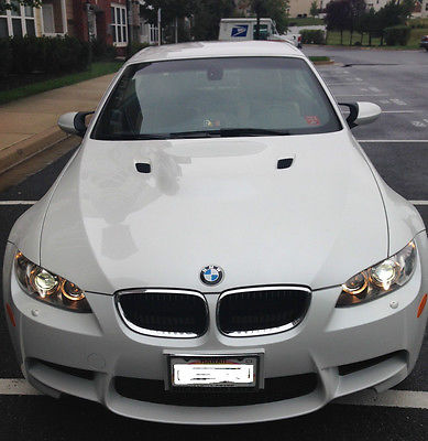 BMW : M3 Base Convertible 2-Door M3, BMW, V8, Convertible, white, fully loaded, one owner, less then 10,000 miles