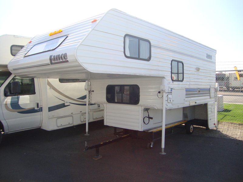 2003 Lance Lite 1025