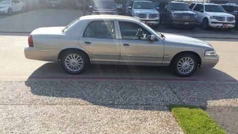 2009 MERCURY GRAND MARQUIS 4 DOOR SEDAN