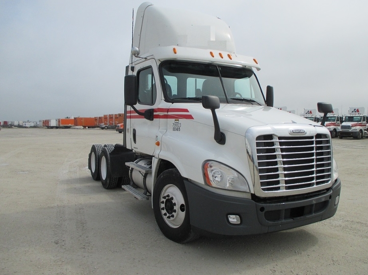 2010 Freightliner Ca12564dc - Cascadia