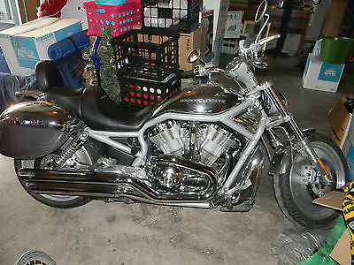 Harley-Davidson : VRSC 2003 v rod with 1360 original miles lots of x tra parts
