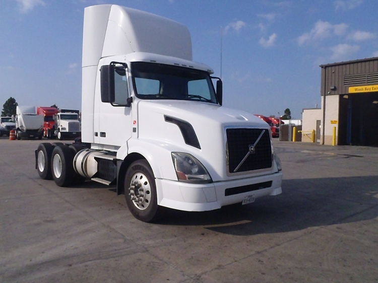 2011 Volvo Vnl64t300