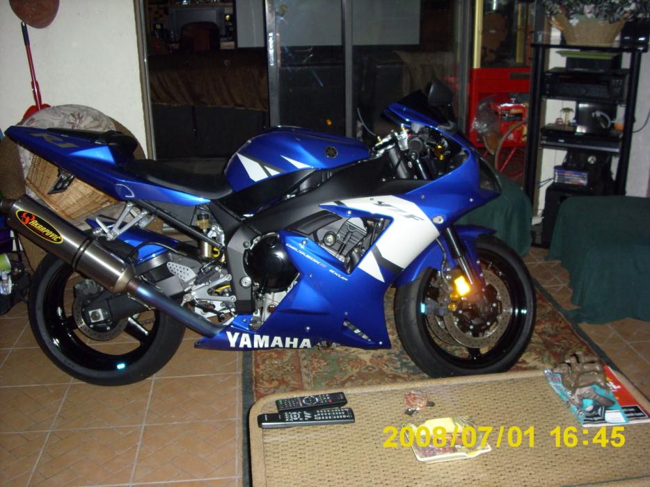 2002 Yamaha Ri R1