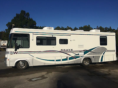 1999 Winnebago Brave 32T Motorhome RV Camper