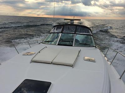 2000 Sea Ray 410 Express Cruiser - Fresh Water Great Lakes Boat