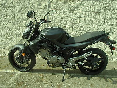 Suzuki : SV 2013 suzuki svf 650 gladius in black um 30619 c s