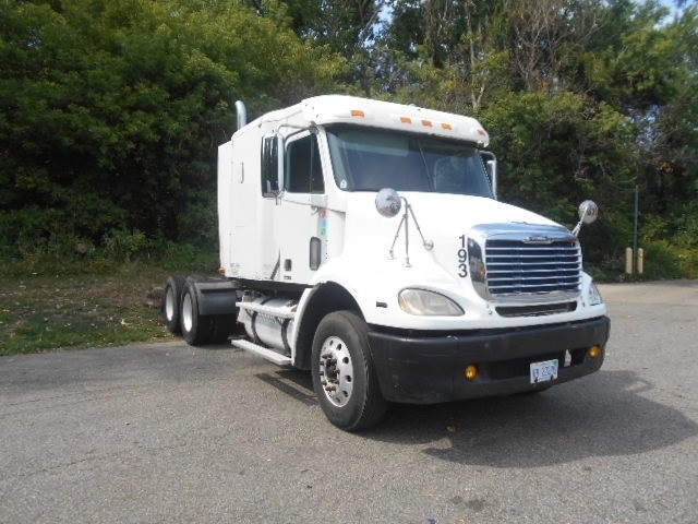 2007 Freightliner Cl12064st-Columbia 120