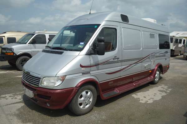 2007  Leisure Travel Vans  Free Spirit