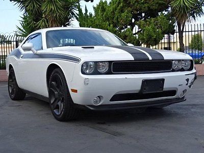 Dodge : Challenger SXT Plus 2012 dodge challenger sxt plus damaged repairable cooling good priced to sell