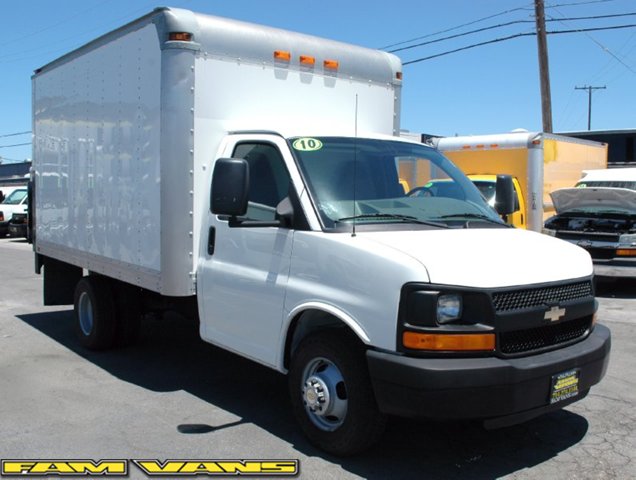 2010 Chevrolet Express Cutaway