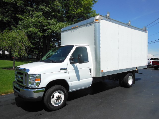 2013 Ford E-350 Super