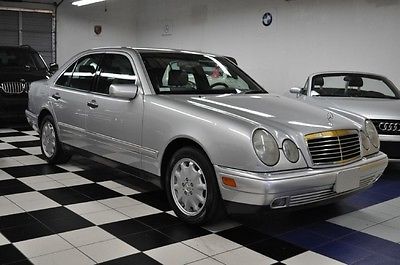 Mercedes-Benz : E-Class Carfax Certified* Low Miles* NICEST COLORS -TWO OWNERS LOW MILES - BEAUTIFUL CONDITION - NICEST COLORS - CERTIFIED CARFAX