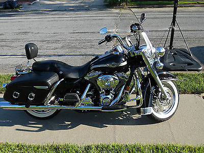 Harley-Davidson : Touring 2003 harley davidson roadking classic 100 th anniversary