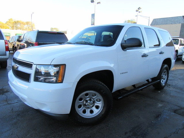 Chevrolet : Tahoe LS 4X4 White 4X4 LS Tow Pkg 88k Miles Rear Air Boards Ex Fed SUV Nice