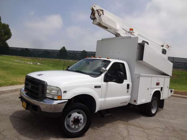 2003  Ford  F-550