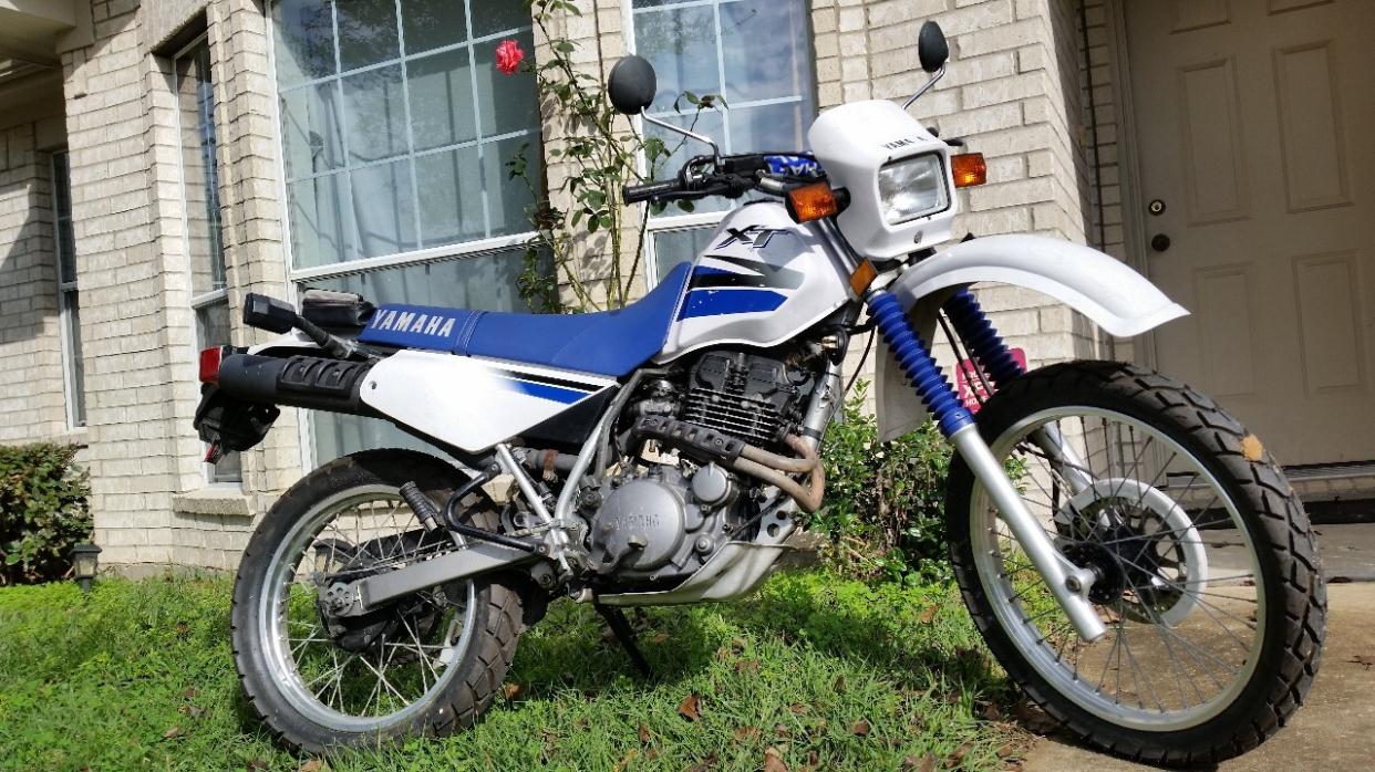 2001 Yamaha Xt350