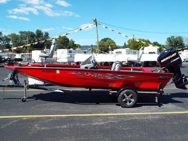 2013  Lowe  Stinger 18 HP