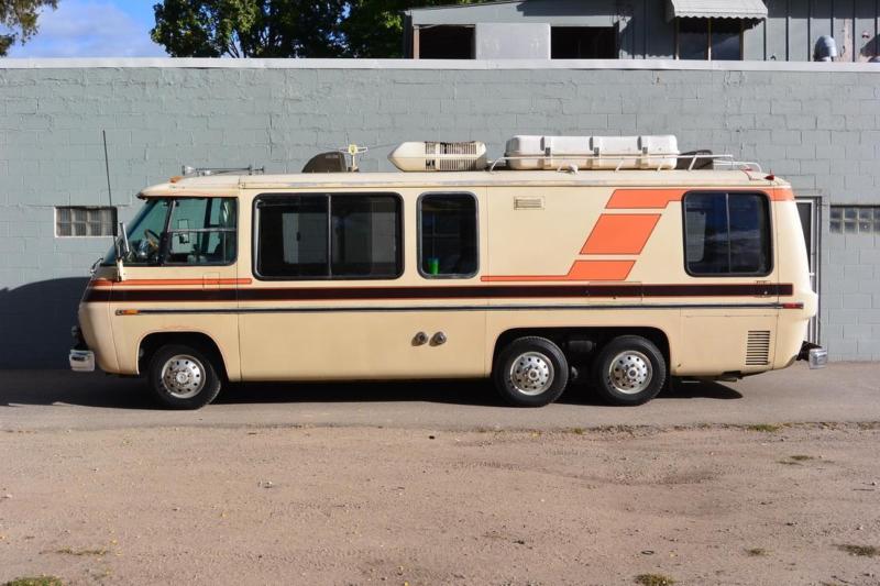 1977 GMC 26' Motorhome