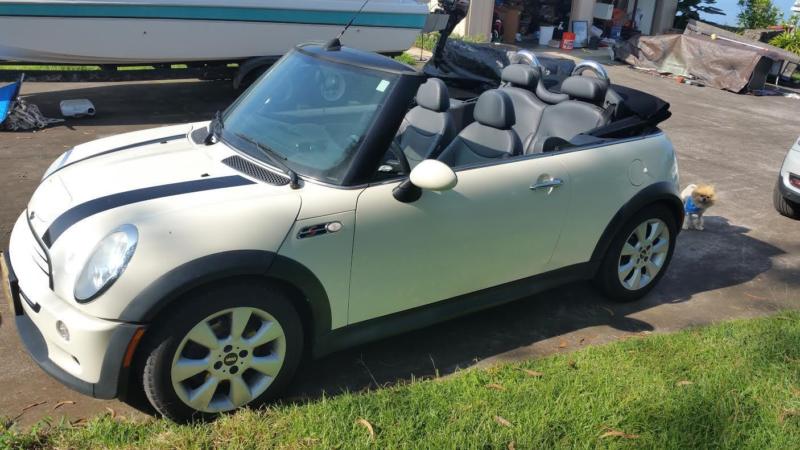 2007 MINI COOPER S CONVERTIBLE Pepper White with Black Racing Stripes