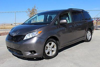 Toyota : Sienna LE 2013 toyota sienna le wrecked salvage rebuilder perfect project wont last