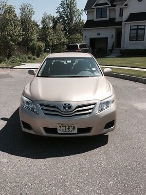Toyota : Camry Sedan 2010 toyota camry le for sale