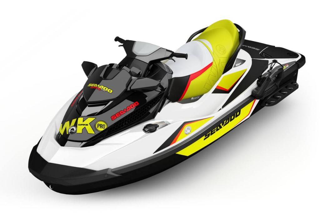 2015 Sea Doo/Bombardier WAKE PRO 215