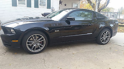 Ford : Mustang GT Coupe Premium 2014 mustang gt coupe premium 5.0 l v 8 6 speed manual low miles track package