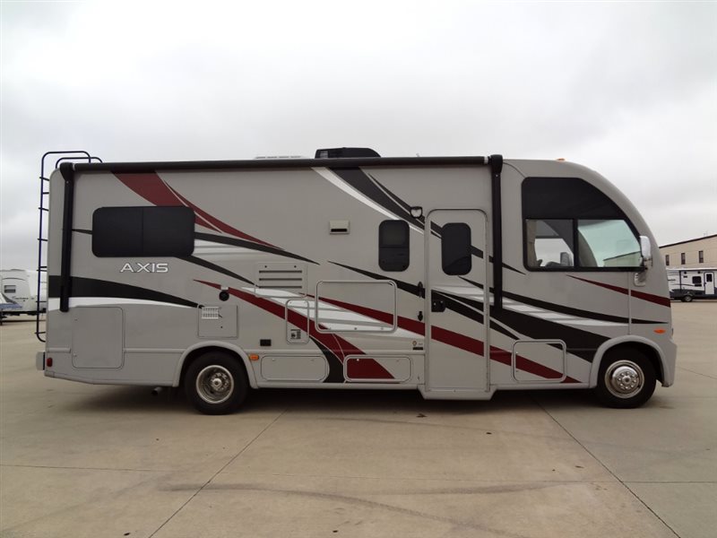 2005 Four Winds International Chateau 28A