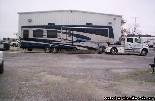 2005 Mountain Aire by Newmar