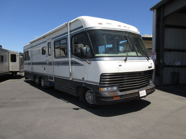 2002 Holiday Rambler Endeavor 36PBD