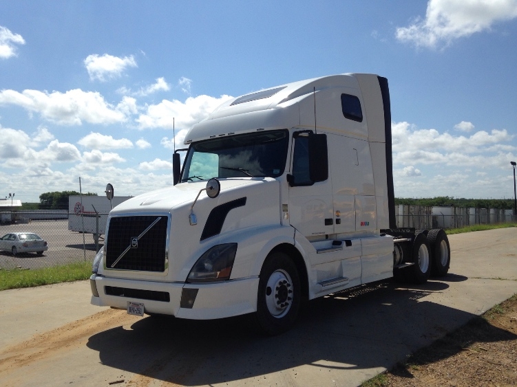 2011 Volvo Vnl64t670