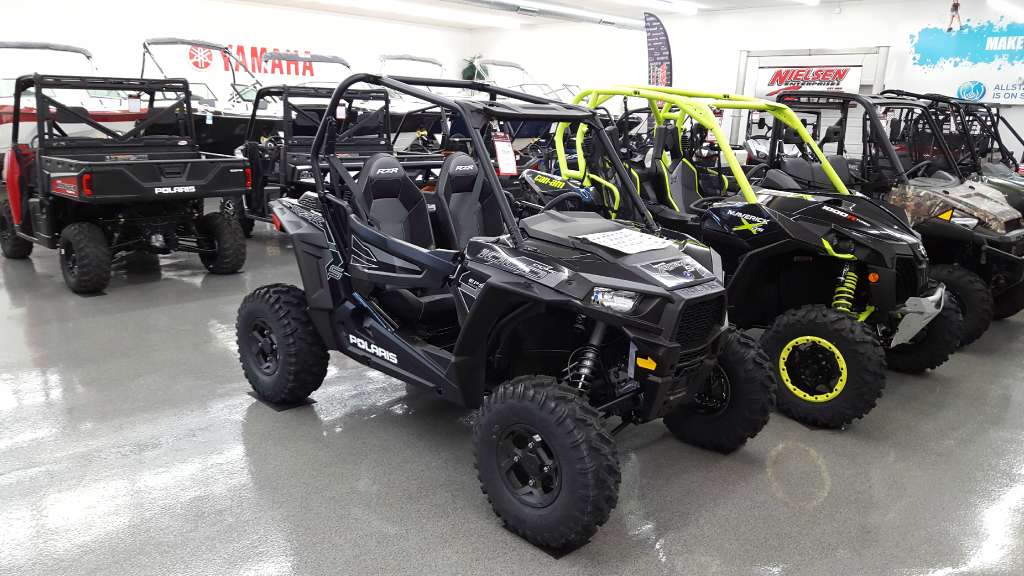 2016 Polaris RZR S 1000 EPS Black Pearl