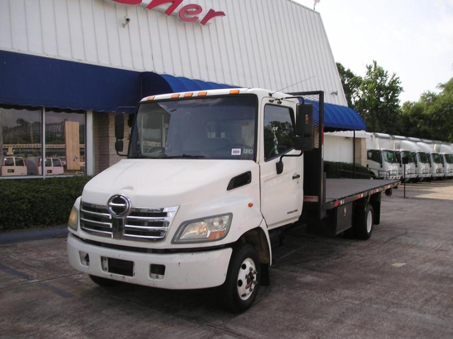 2008 Hino 145 With 20ft Flatbed