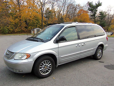 Chrysler : Town & Country Limited Mini Passenger Van 4-Door 2002 chrysler town country limited awd 3.8 l v 6 loaded clean interior 72 k