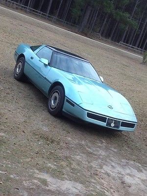Chevrolet : Corvette coupe 1984 corvete coupe