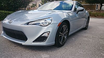 Scion : FR-S 10 SERIES 2013 scion frs low miles fr s or brz special edition