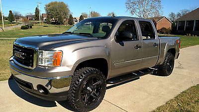 GMC : Sierra 1500  SLE Crew Lifted Rims Leather 4x4 3K Extras!!! GMC Sierra 1500 SLE Crew Comparable Submodels GMC Sierra Dodge Ram 2500