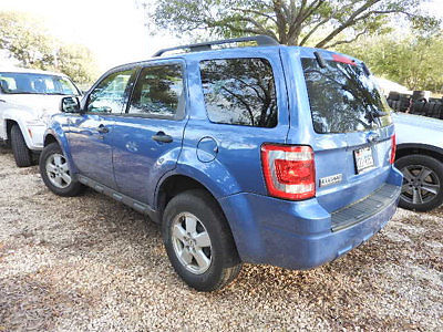 Ford : Escape 4WD 4dr I4 Automatic XLT 4 wd 4 dr i 4 automatic xlt ford escape xlt suv automatic gasoline 2.5 l 4 cyl sport