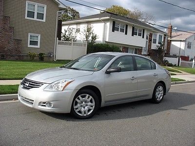 Nissan : Altima S 2.5 l s very clean gas saver just 47 k miles runs drives great save