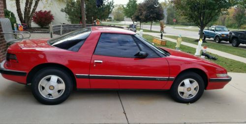 Buick : Reatta COUPE 1990 buick reatta 88 k original miles extremely clean inside an outside runs grt