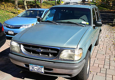Ford : Explorer XLT Sport Utility 4-Door 1998 ford explorer xlt 4.0 l v 6 sohc 4 wd light green clean title
