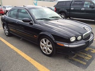 Jaguar : S-Type 3.0 2004 jaguar s type black on black 3.0 awd moonroof new tires great shape