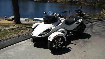 Can-Am : RSS / SE5 Can Am Spyder , Bombardier
