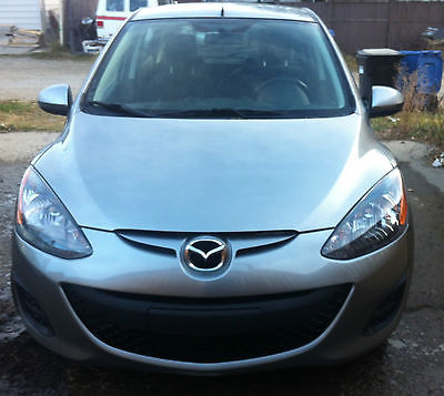 Mazda : Mazda2 15 2013 mazda 2 9140 km with canadian non repairable title