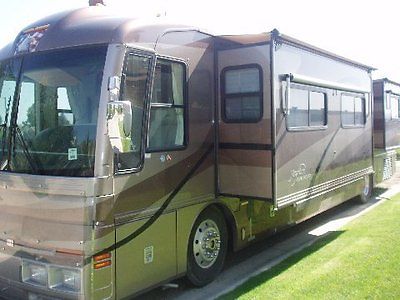 Luxurious 2002 Fleetwood American Eagle Coach Motor Home Low Miles Loaded