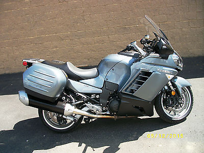 Kawasaki : Other SILVER 2008 KAWASAKI CONCOURS ZG1400-B   ONLY 36,447 MILES