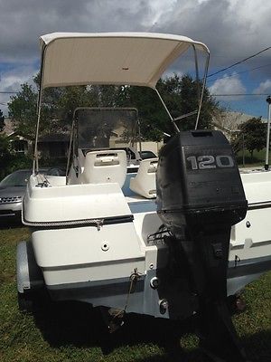 1990 18.5' Center Console Bayliner with 120HP outboard